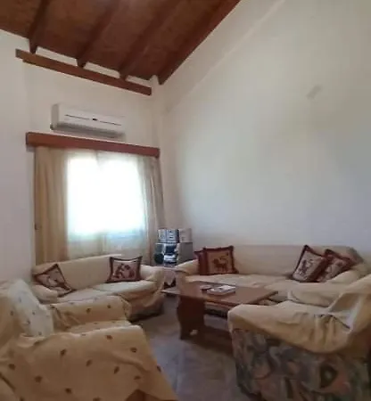 Melana Διαμέρισμα