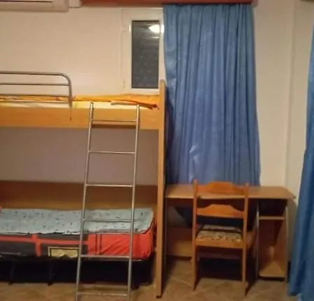 Melana Διαμέρισμα Τυρός
